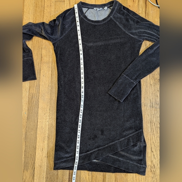 Athleta Velour Criss Cross Dress Charcoal Gray Size Small Sweatshirt Dress SZ Sm - Picture 10 of 12